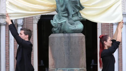 Een duet gemaakt voor de openmonumentendag op aanvraag van Roosendaal Danst